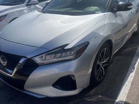 Used 2020 Nissan Maxima 3.5 SL w/ Illumination Package image 3