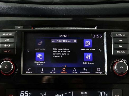 Used 2020 Nissan Rogue SV w/ Premium Package FWD image 25