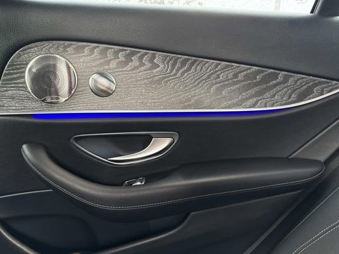 Used 2021 Mercedes-Benz E 350 4MATIC Sedan image 15