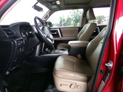 Used 2019 Toyota 4Runner Limited AWD/4WD image 20