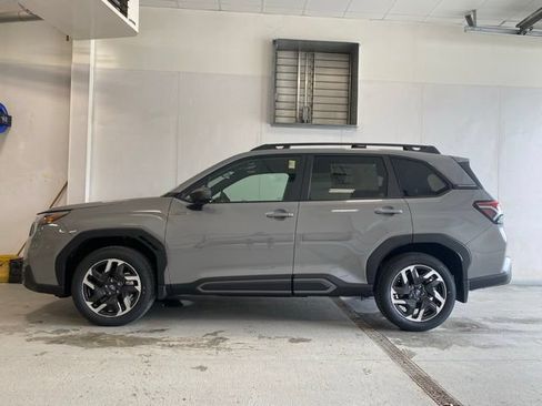 Used 2025 Subaru Forester Limited AWD/4WD image 7