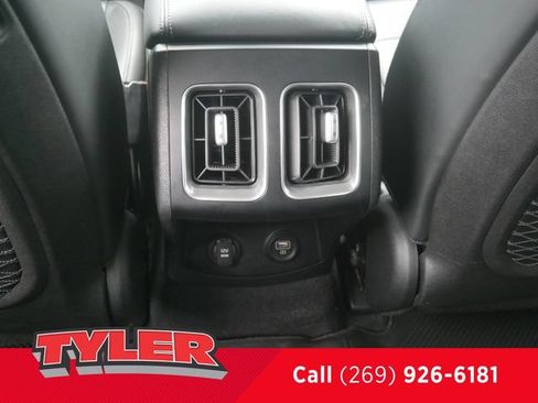 Used 2021 Kia Sorento S w/ Panoramic Sunroof Package AWD/4WD image 48