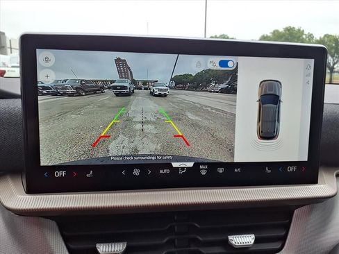 New 2026 Ford Explorer Active RWD image 16