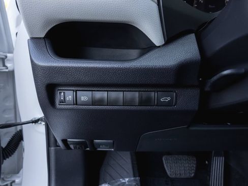 Certified 2025 Toyota RAV4 XLE Premium AWD/4WD image 15