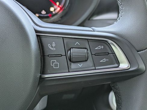 Used 2024 Dodge Hornet GT w/ GT Blacktop Package image 20