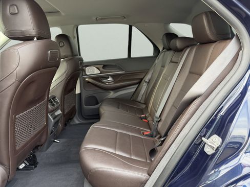 Used 2020 Mercedes-Benz GLE 350 4MATIC w/ AMG Line Exterior image 37