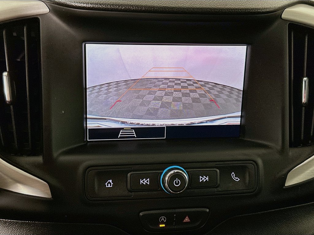Used 2024 GMC Terrain SLE FWD image 19