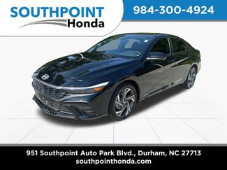 Used 2025 Hyundai Elantra Sport FWD video 3