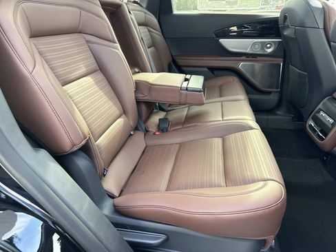 New 2026 Lincoln Nautilus Reserve image 10