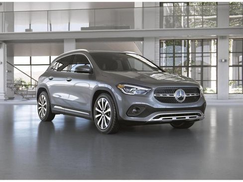 Used 2023 Mercedes-Benz GLA 250 4MATIC image 11
