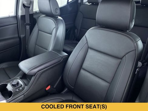 Certified 2023 GMC Acadia SLT w/ Elevation Edition FWD image 10