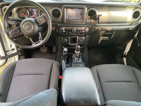 Used 2023 Jeep Wrangler Sport image 11