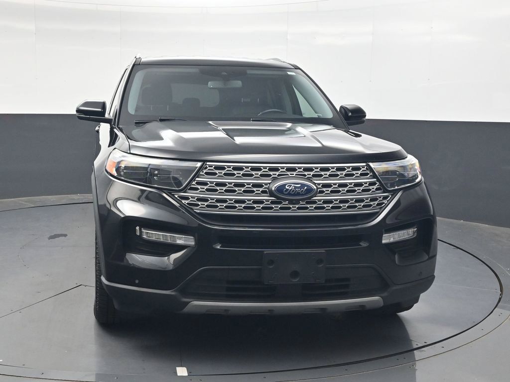 Used 2021 Ford Explorer Limited w/ Equipment Group 301A AWD/4WD image 14