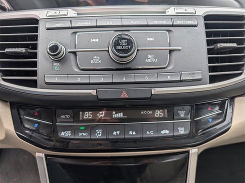 Certified 2017 Honda Accord LX image 15