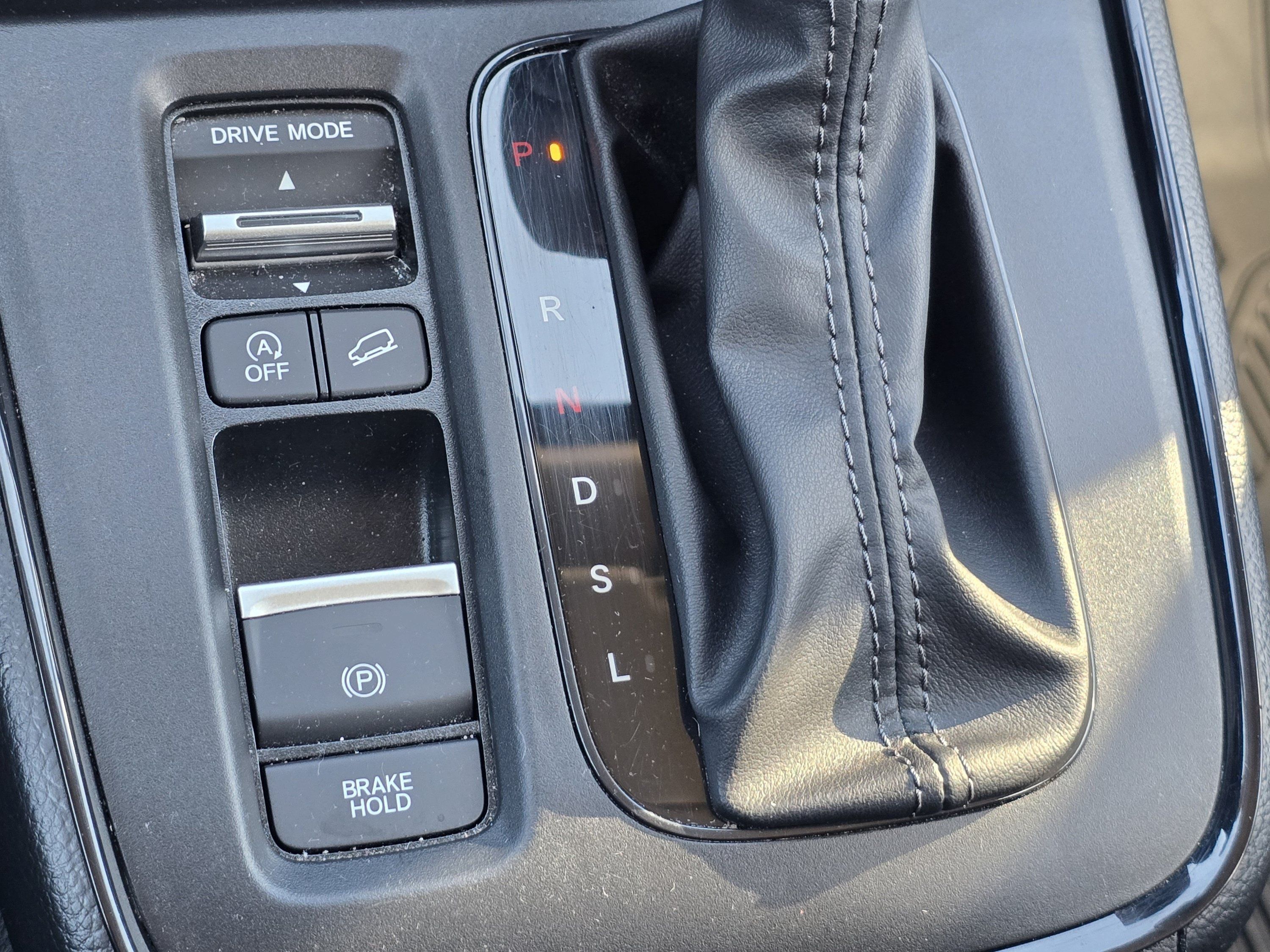 Used 2024 Honda CR-V LX image 13