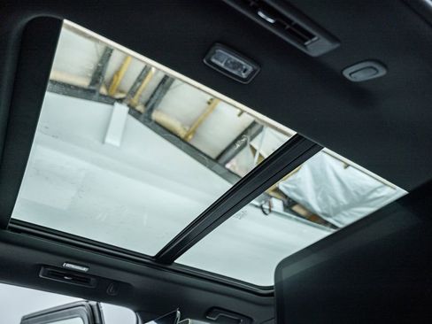 New 2026 Chevrolet Tahoe Premier AWD/4WD image 35