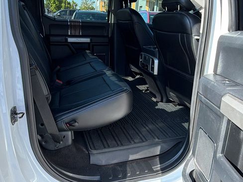 Used 2020 Ford F150 Lariat w/ Lariat Bed Utility Package AWD/4WD image 21