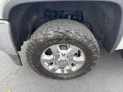 Used 2016 GMC Sierra 3500 SLE image 11