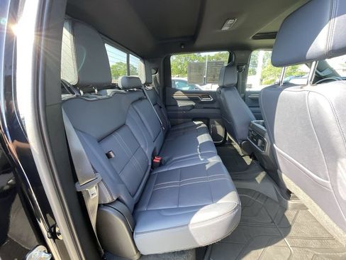 Certified 2023 Chevrolet Silverado 1500 High Country w/ High Country Premium Package AWD/4WD image 27