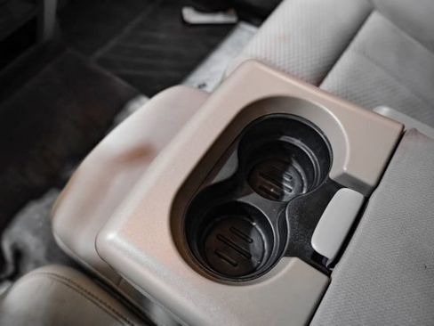 Used 2010 Ford F150 XLT RWD image 25