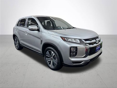 Used 2024 Mitsubishi Outlander Sport SE AWD/4WD image 9