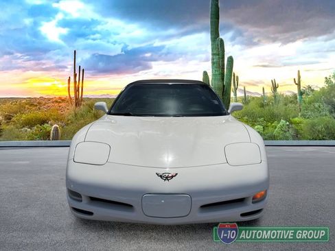 Used 2001 Chevrolet Corvette Convertible w/ Preferred Equipment Group1 RWD image 11