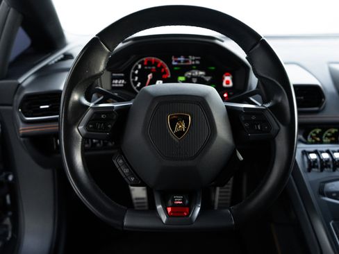 Used 2015 Lamborghini Huracan LP 610-4 image 10