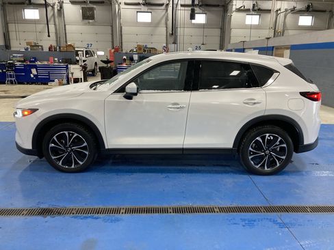 Used 2023 MAZDA CX-5 AWD 2.5 S w/ Premium Package image 4