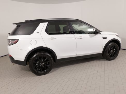 Used 2018 Land Rover Discovery Sport HSE AWD/4WD image 8