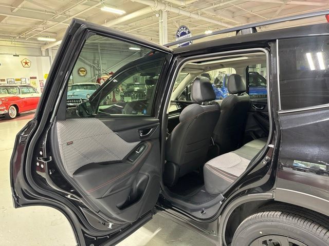 Used 2022 Subaru Forester Sport AWD/4WD image 31