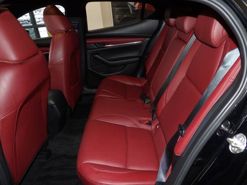 Used 2023 MAZDA MAZDA3 s image 23