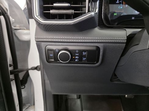 Used 2024 Ford Mustang GT Premium image 25