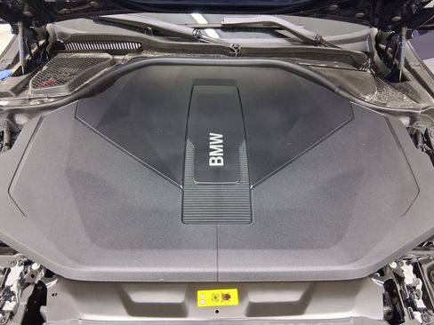 New 2027 BMW i5 eDrive40 RWD image 34