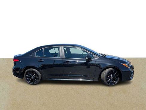 Certified 2021 Toyota Corolla SE w/ Carpet Mat Package (TMS) FWD image 2