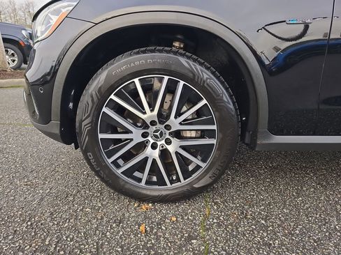 Used 2020 Mercedes-Benz GLC 350e 4MATIC image 41