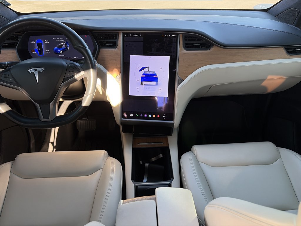 Used 2020 Tesla Model X Long Range AWD/4WD image 14