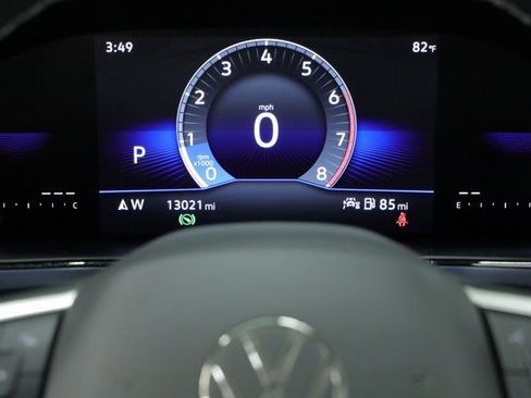 New 2024 Volkswagen Taos SE image 16