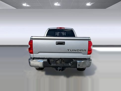 Used 2016 Toyota Tundra SR5 w/ SR5 Upgrade Package image 10