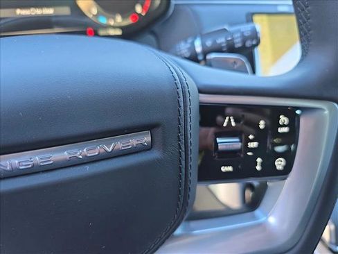 New 2025 Land Rover Range Rover Long Wheelbase SE image 17