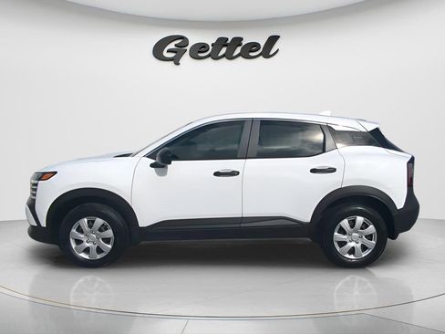 Certified 2025 Nissan Kicks S image 15