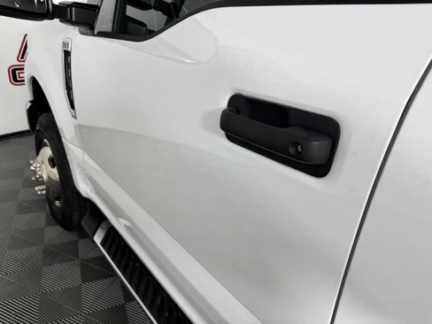 Used 2022 Ford F350 XL w/ STX Appearance Package AWD/4WD image 23