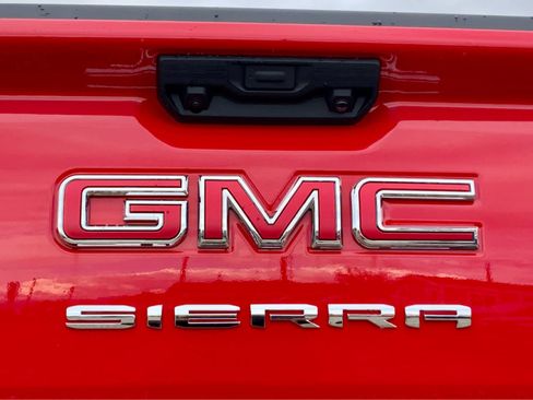 New 2026 GMC Sierra 1500 Elevation image 28