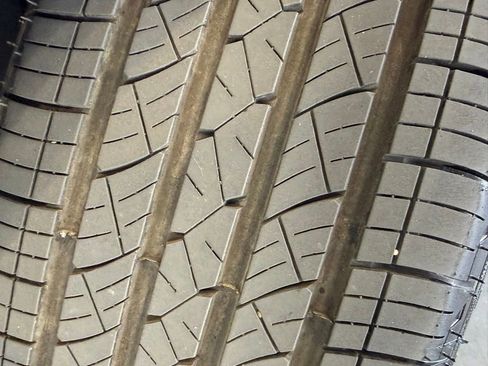 Used 2023 Toyota Highlander XLE image 18