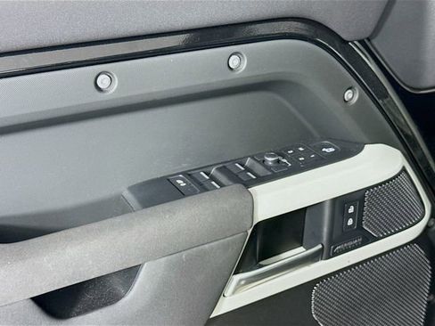 Certified 2022 Land Rover Defender 110 SE image 20
