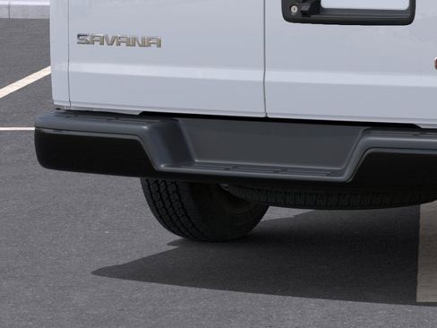 New 2026 GMC Savana 3500 w/ Driver Convenience Package RWD image 37