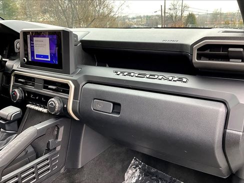 Used 2024 Toyota Tacoma SR w/ SR Upgrade Package image 18