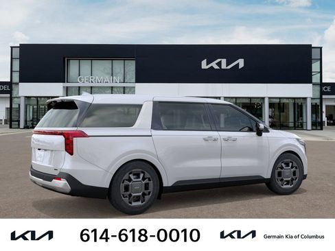 New 2026 Kia Carnival EX FWD image 9