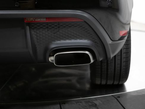 New 2026 Porsche Macan AWD/4WD image 20