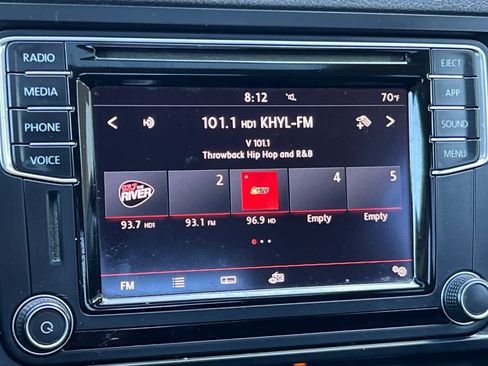 Used 2018 Volkswagen Jetta SE FWD image 18