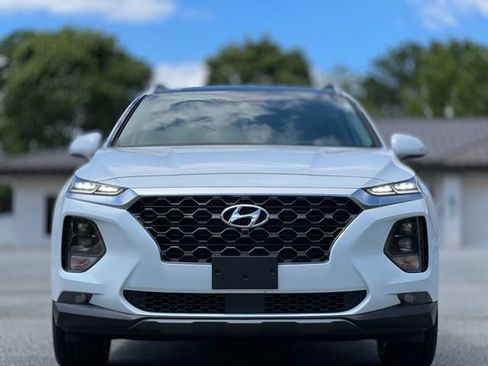 Used 2019 Hyundai Santa Fe FWD image 2